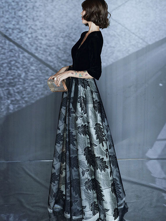 Black Fit & Flare Tie Floor-Length Prom Dress
