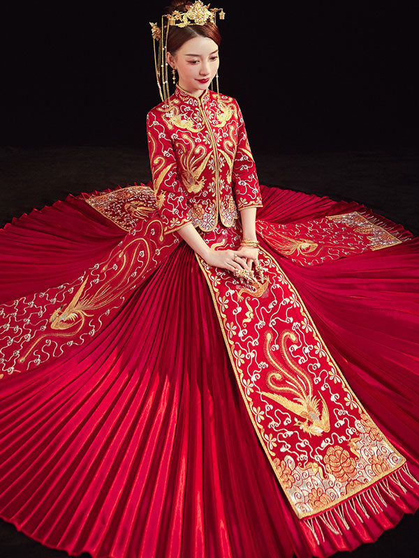 Traditional Chinese Wedding Qun Gua with Embroidered Dragon Phoenix